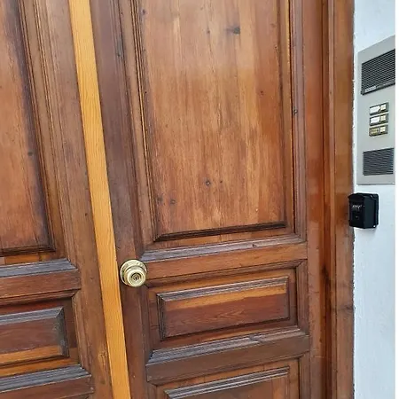 Almendra Bajo